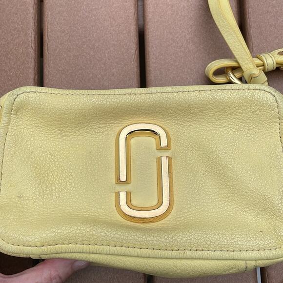 Marc Jacobs The SoftShot 17 Colorblock Camera Bag Yellow Leather - Picture 2 of 11